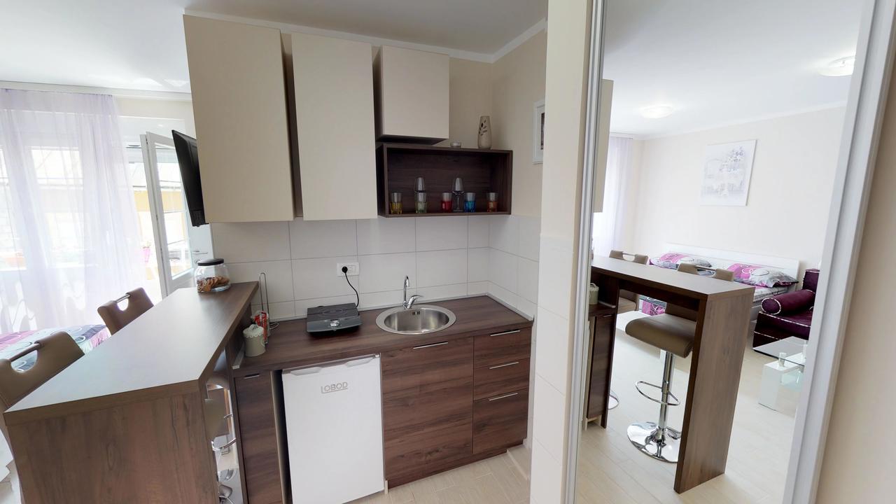 Adagio Apartment Цетине Екстериор снимка